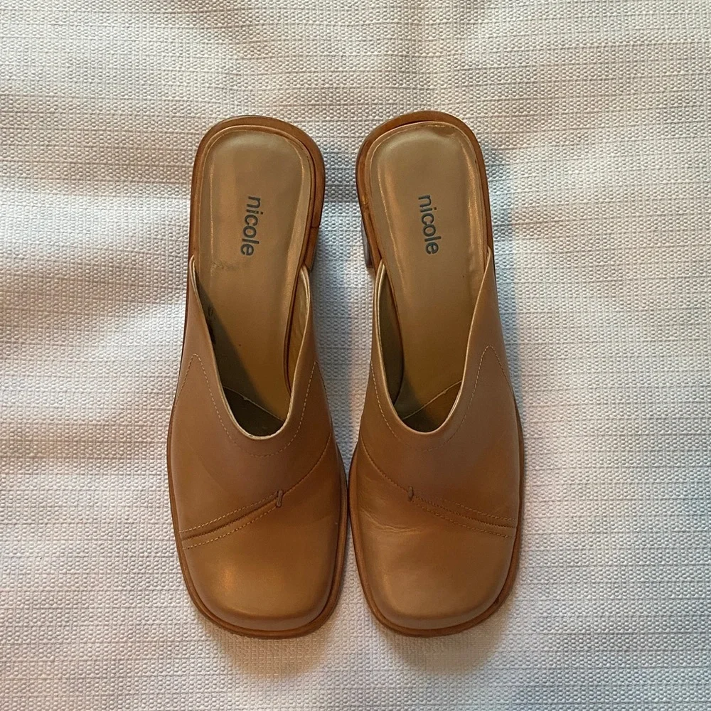 Nicole Women's Brown Leather Mules - Picture 2 of 7